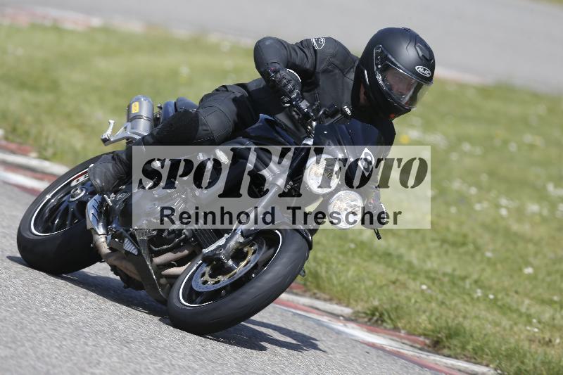 Archiv-2025/09 22.04.2025 Cornu Master School ADR/gruen-vert/8